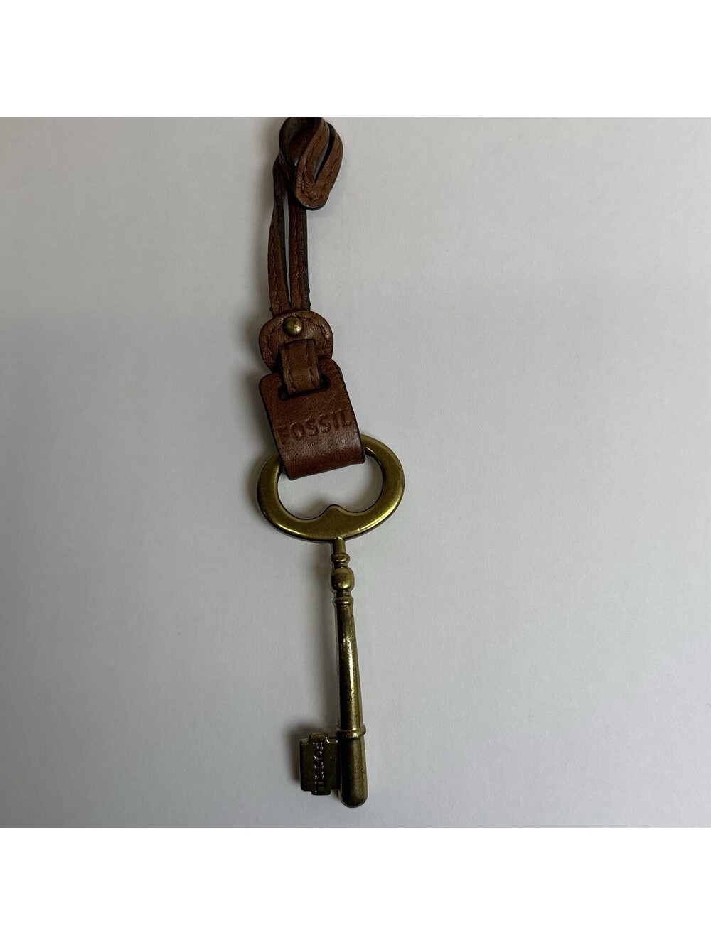 Vintage FOSSIL Brass Key Bag Charm Lock Brown Leather Strap Hang Tag Keychain